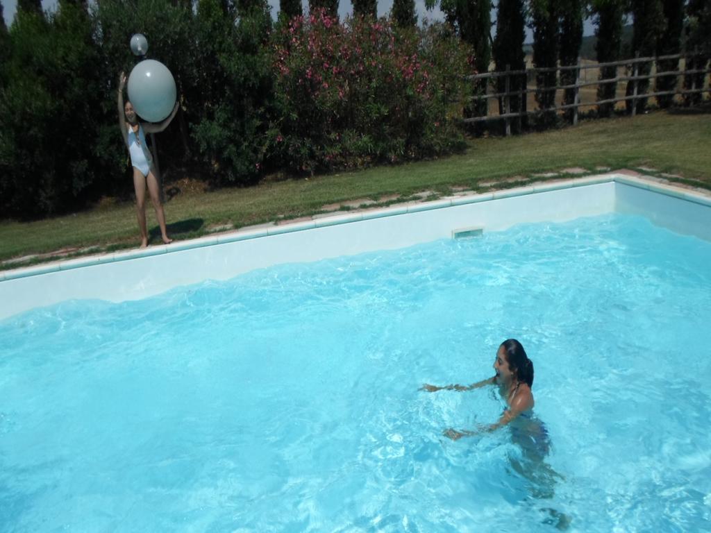 Agriturismo Toscanella Montebello Luaran gambar